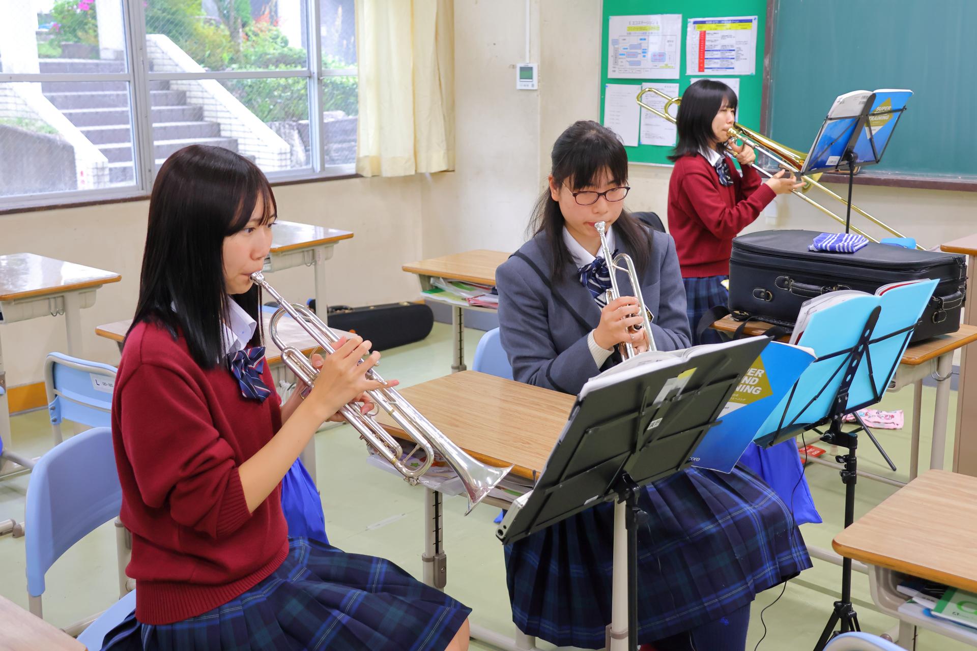 学校法人成美学園 福知山成美高等学校